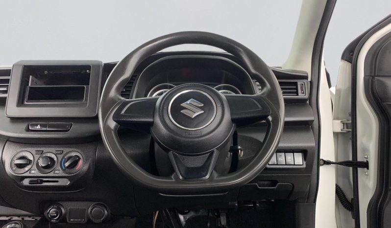 
								Suzuki Ertiga 1.5 Ga full									