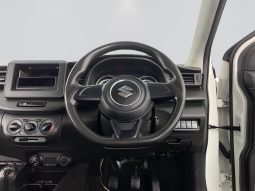 
										Suzuki Ertiga 1.5 Ga full									