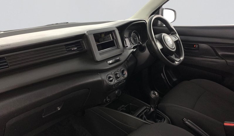 
								Suzuki Ertiga 1.5 Ga full									