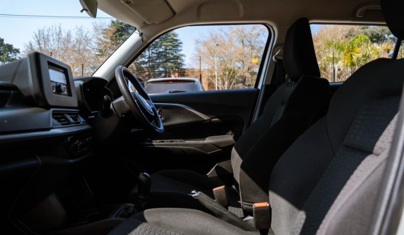 
								Suzuki Swift 1.2 GL full									