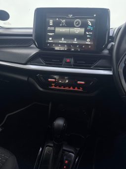 
										Suzuki Swift 1.2 Glx Cvt full									