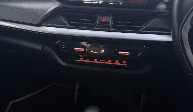 
								Suzuki Swift 1.2 Glx Cvt full									