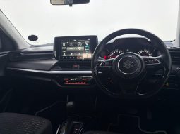 
										Suzuki Swift 1.2 Glx Cvt full									