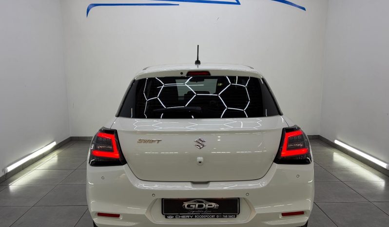 
								Suzuki Swift 1.2 Glx Cvt full									