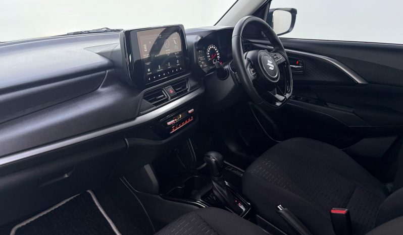
								Suzuki Swift 1.2 Glx Cvt full									