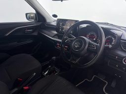 
										Suzuki Swift 1.2 Glx Cvt full									