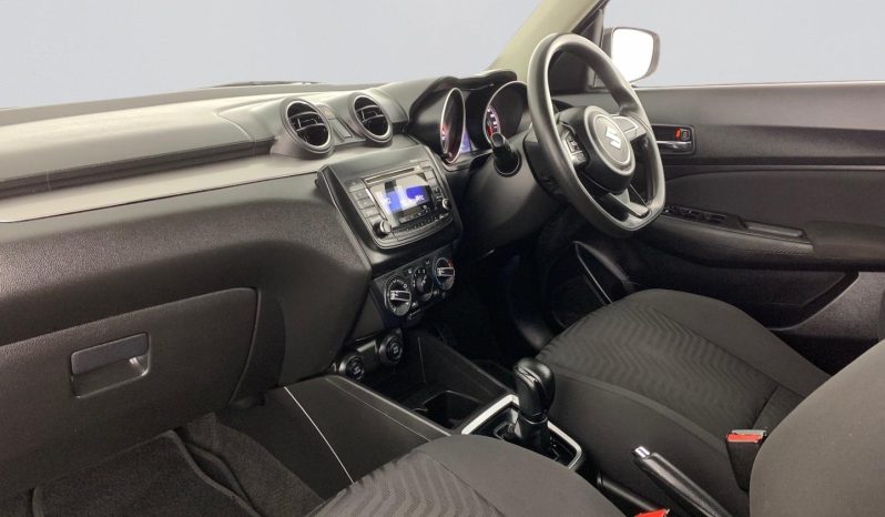 
								Suzuki Swift 1.2I Gl Amt full									