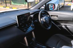 
										Toyota Corolla Cross 1.8 Hybrid XR full									