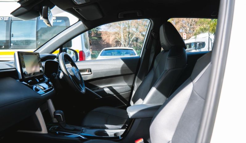 
								Toyota Corolla Cross 1.8 Hybrid XR full									