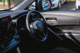 
										Toyota Corolla Cross 1.8 Hybrid XR full									