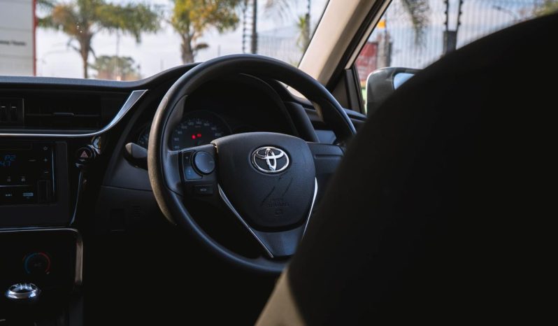 
								Toyota Corolla Quest 1.8 Plus full									