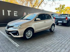 Toyota Etios 1.5 Xs 5-Door