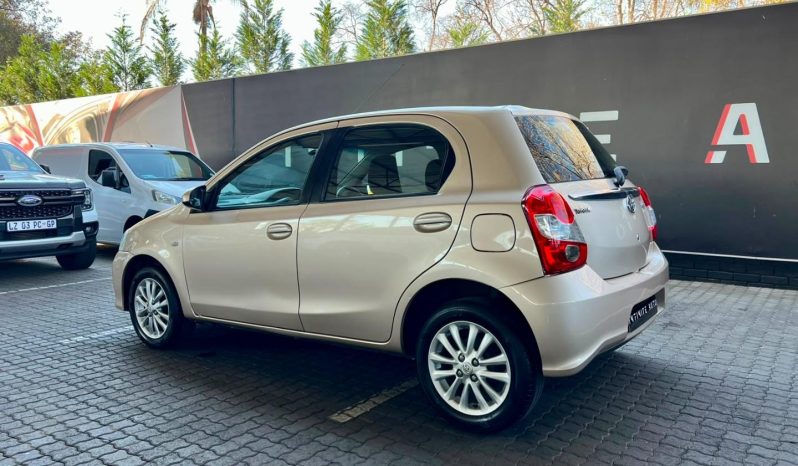 
								Toyota Etios 1.5 Xs 5-Door full									