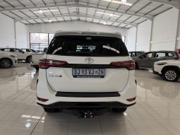 Toyota Fortuner 2.4 Gd-6 Rb At