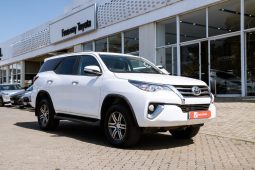
										Toyota Fortuner 2.4GD-6 4×4 Auto full									