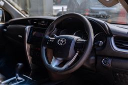 
										Toyota Fortuner 2.4GD-6 4×4 Auto full									
