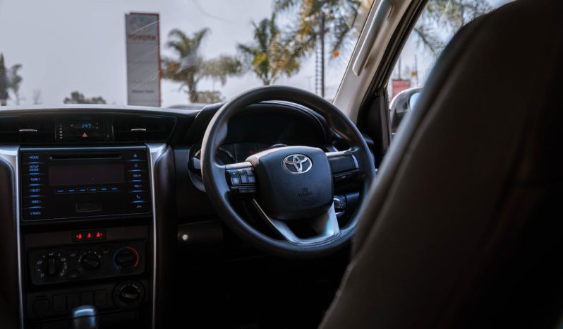 
								Toyota Fortuner 2.4GD-6 4×4 Auto full									
