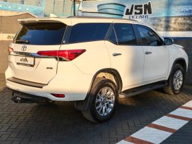 Toyota Fortuner 2.8 Gd-6 4X4 At