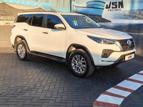 Toyota Fortuner 2.8 Gd-6 4X4 At