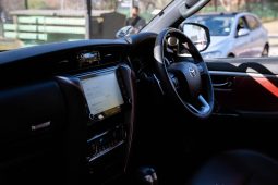 
										Toyota Fortuner 2.8GD-6 full									