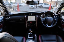 
										Toyota Fortuner 2.8GD-6 full									