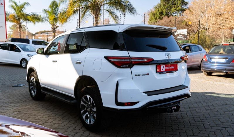 
								Toyota Fortuner 2.8GD-6 full									