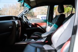 
										Toyota Fortuner 2.8GD-6 4×4 full									