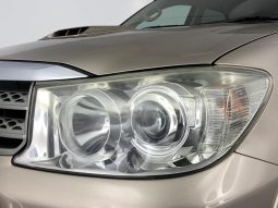 
										Toyota Fortuner 3.0 D-4D R/body F/L full									