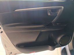 
										Toyota Fortuner FORTUNER 2.4GD-6 R/B A/T full									