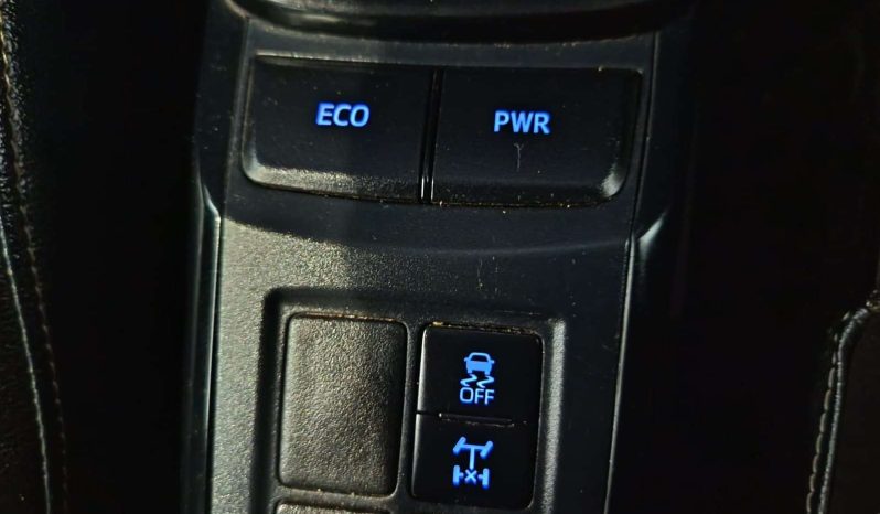 
								Toyota Fortuner FORTUNER 2.4GD-6 R/B A/T full									