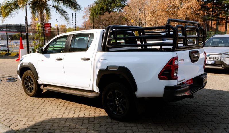 
								Toyota Hilux 2.8GD-6 Double Cab Legend Auto full									