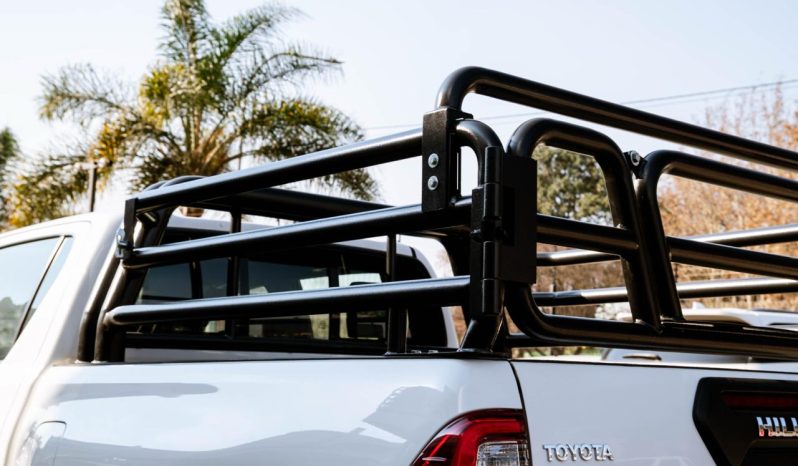 
								Toyota Hilux 2.8GD-6 Double Cab Legend Auto full									