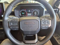 
										Toyota HILUX 2016 ON HILUX 2.8 GD-6 RB LEGEND A/T P/U D/C (MHEV) full									