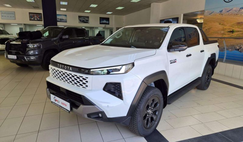 
								Toyota HILUX 2016 ON HILUX 2.8 GD-6 RB LEGEND A/T P/U D/C (MHEV) full									