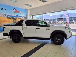
										Toyota HILUX 2016 ON HILUX 2.8 GD-6 RB LEGEND A/T P/U D/C (MHEV) full									