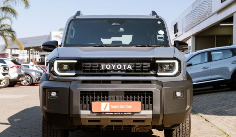 
								Toyota Land Cruiser FJ 2.7 4×4 VX full									