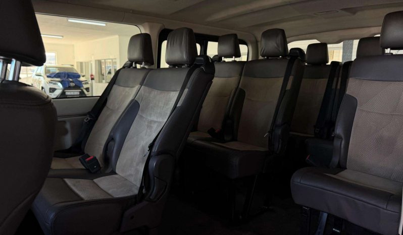 
								Toyota QUANTUM/HIACE QUANTUM 2.8 GL 11 SEAT full									