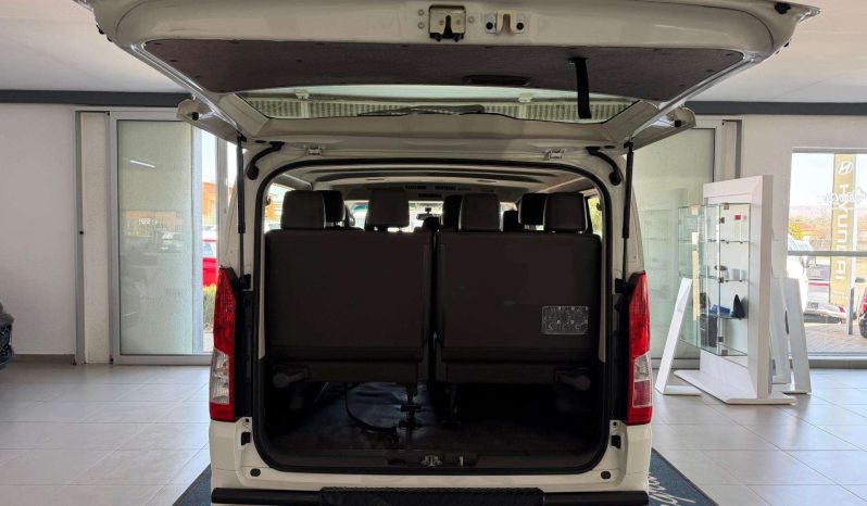 
								Toyota QUANTUM/HIACE QUANTUM 2.8 GL 11 SEAT full									