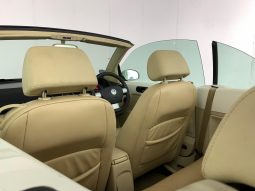 
										Volkswagen Beetle 2.0 Cabriolet full									