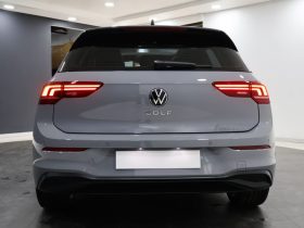 Volkswagen Golf 8 1.4 Tsi Life Plus