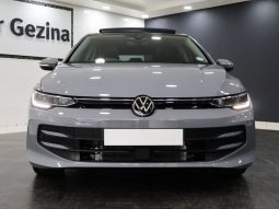 
										Volkswagen Golf 8 1.4 Tsi Life Plus full									
