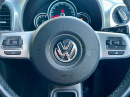 
										Volkswagen New Beetle 1.2 Tsi Design full									