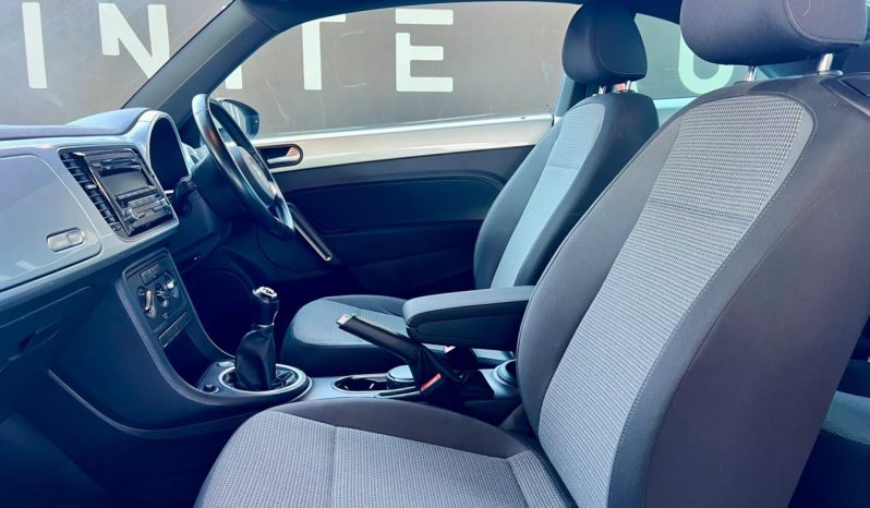 
								Volkswagen New Beetle 1.2 Tsi Design full									
