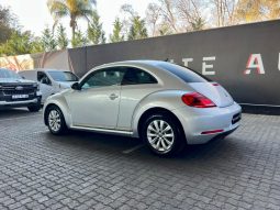
										Volkswagen New Beetle 1.2 Tsi Design full									