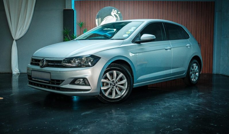 
								Volkswagen Polo 1.0 Comfortline Dsg full									
