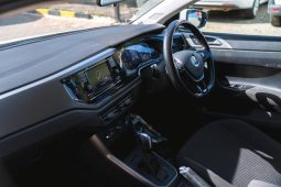 
										Volkswagen Polo Hatch 1.0TSI Comfortline Auto full									