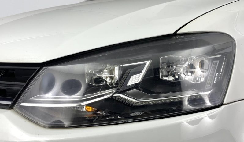 
								Volkswagen Polo Vivo Hatch 1.0 Tsi Gt full									