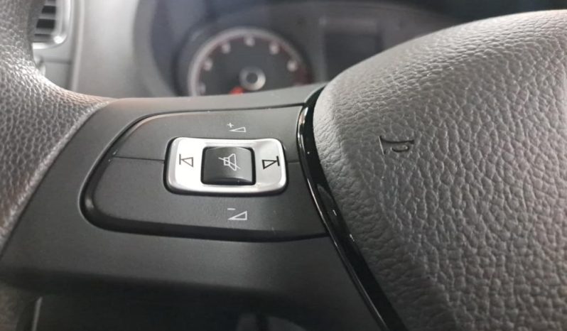 
								VOLKSWAGEN POLO VIVO HATCH 1.6 LIFE TIPT full									