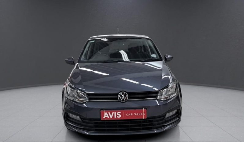 
								VOLKSWAGEN POLO VIVO HATCH 1.6 LIFE TIPT full									
