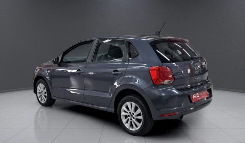 
								VOLKSWAGEN POLO VIVO HATCH 1.6 LIFE TIPT full									